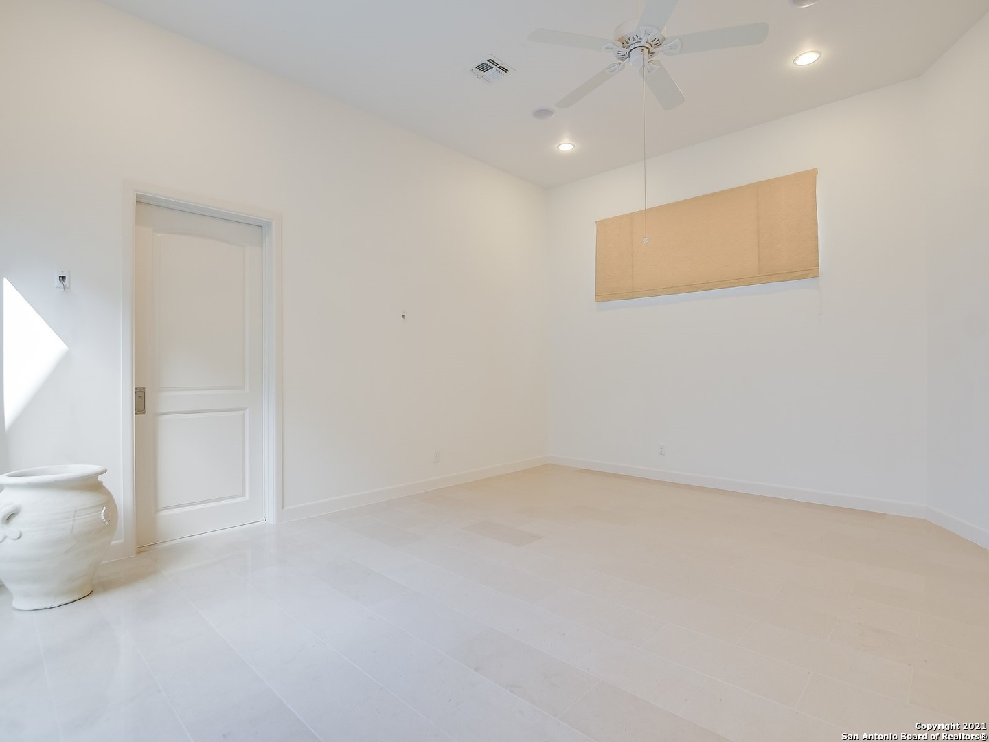 17 Aston Glen San Antonio TX 78257