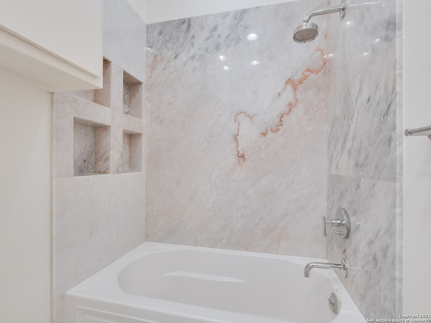 17 Aston Glen San Antonio TX 78257