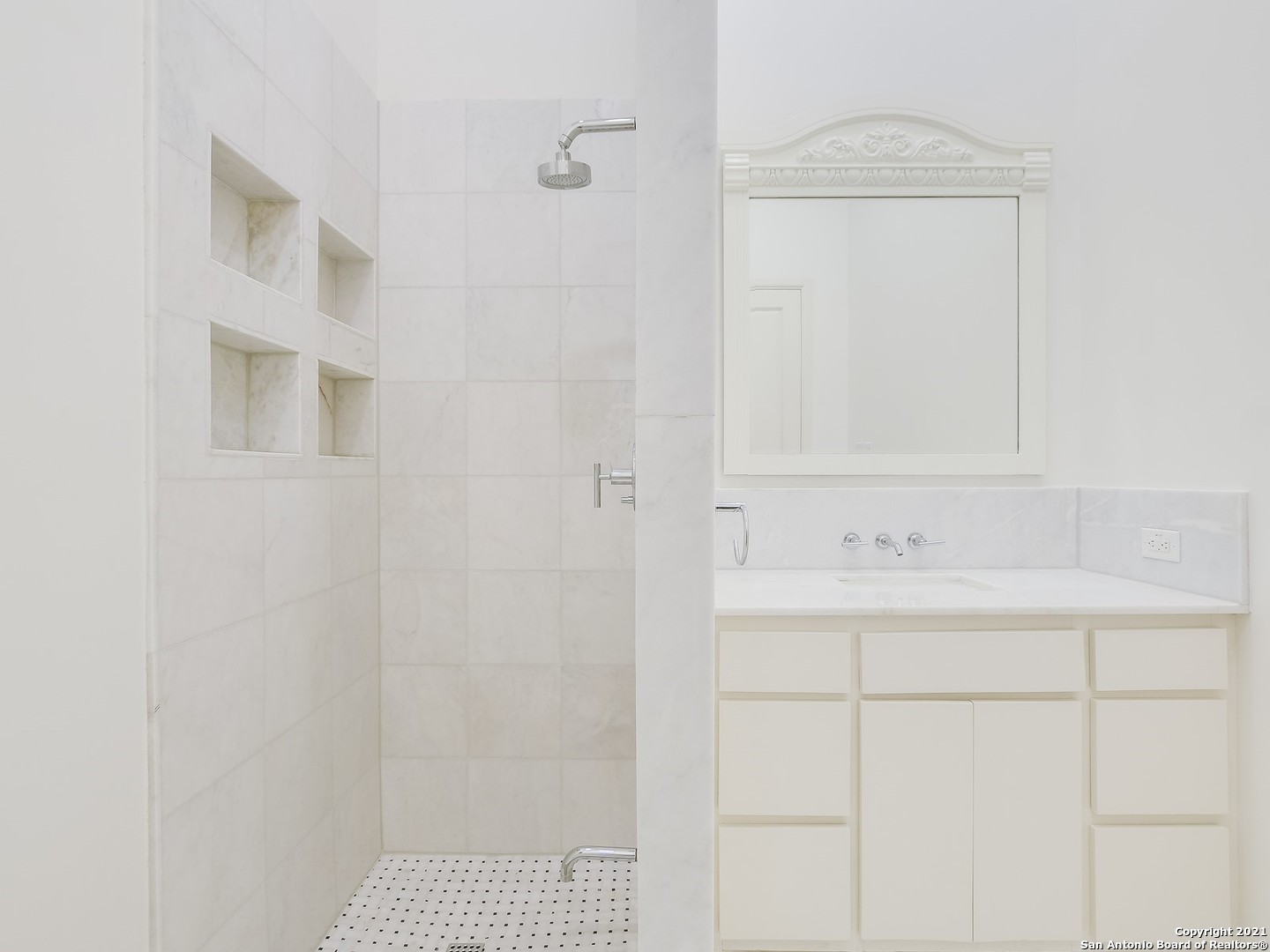 17 Aston Glen San Antonio TX 78257