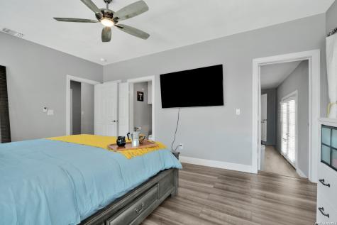 322 W Huisache Avenue San Antonio TX 78212