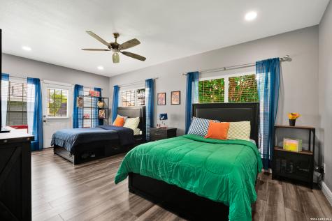 322 W Huisache Avenue San Antonio TX 78212