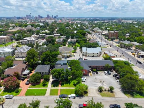 322 W Huisache Avenue San Antonio TX 78212