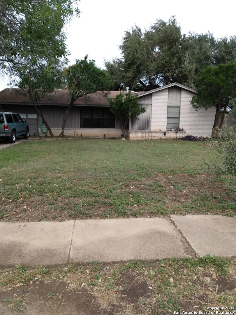 6235 Flint Rock Drive San Antonio TX 78238