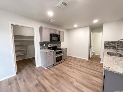 11010 Vollmer Lane San Antonio TX 78254