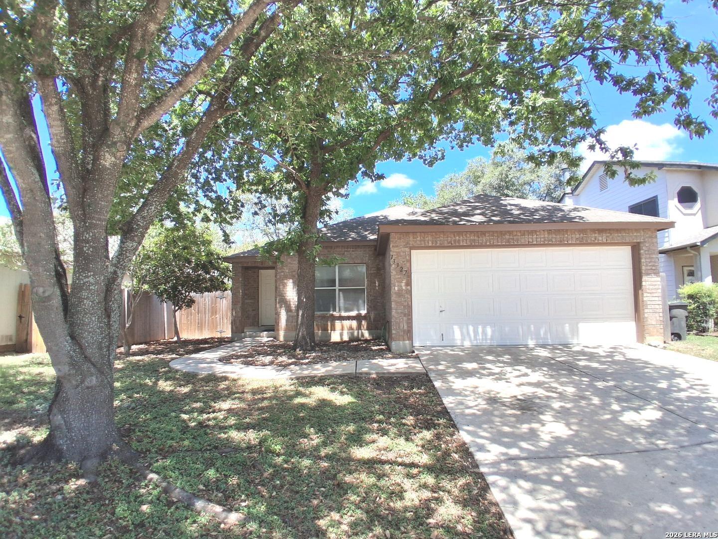 13327 Magnolia Brook San Antonio TX 78247