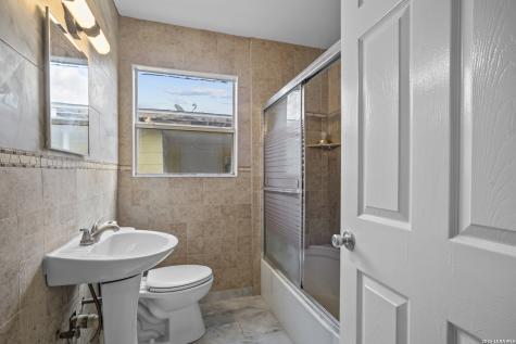 119 Freiling San Antonio TX 78213