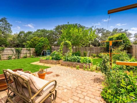 1035 Maltese Lane San Antonio TX 78260