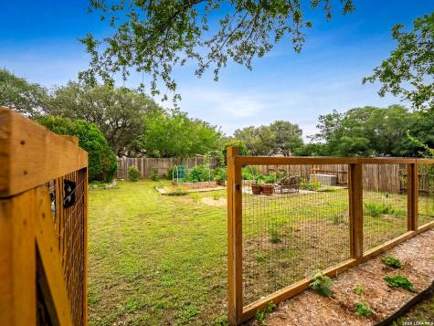 1035 Maltese Lane San Antonio TX 78260