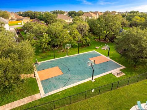1035 Maltese Lane San Antonio TX 78260