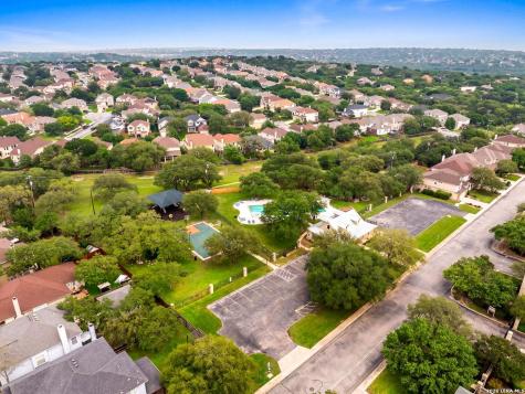 1035 Maltese Lane San Antonio TX 78260