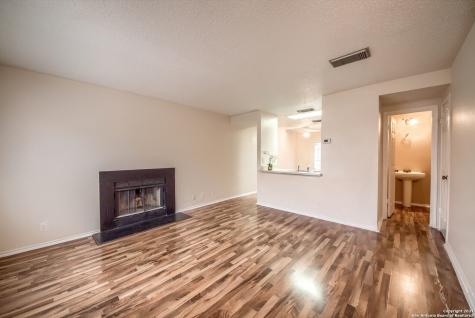 5018 River Kenton San Antonio TX 78240