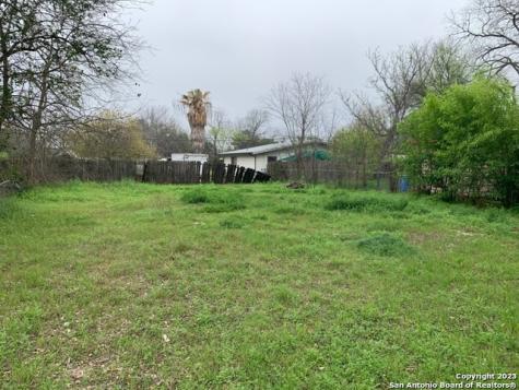 511 Riley Street Seguin TX 78155