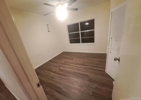 5502 Wales San Antonio TX 78223