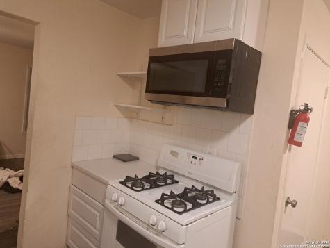 5502 Wales San Antonio TX 78223