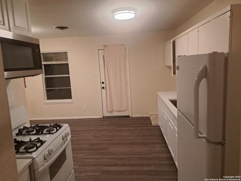 5502 Wales San Antonio TX 78223