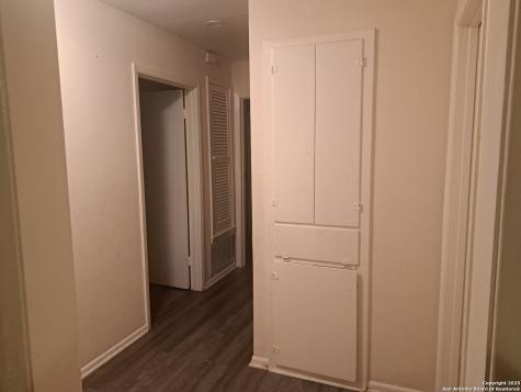 5502 Wales San Antonio TX 78223
