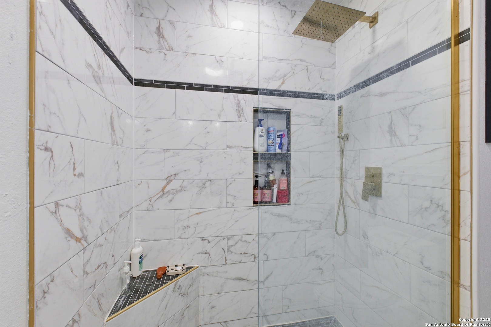 2610 Pebble Valley San Antonio TX 78232