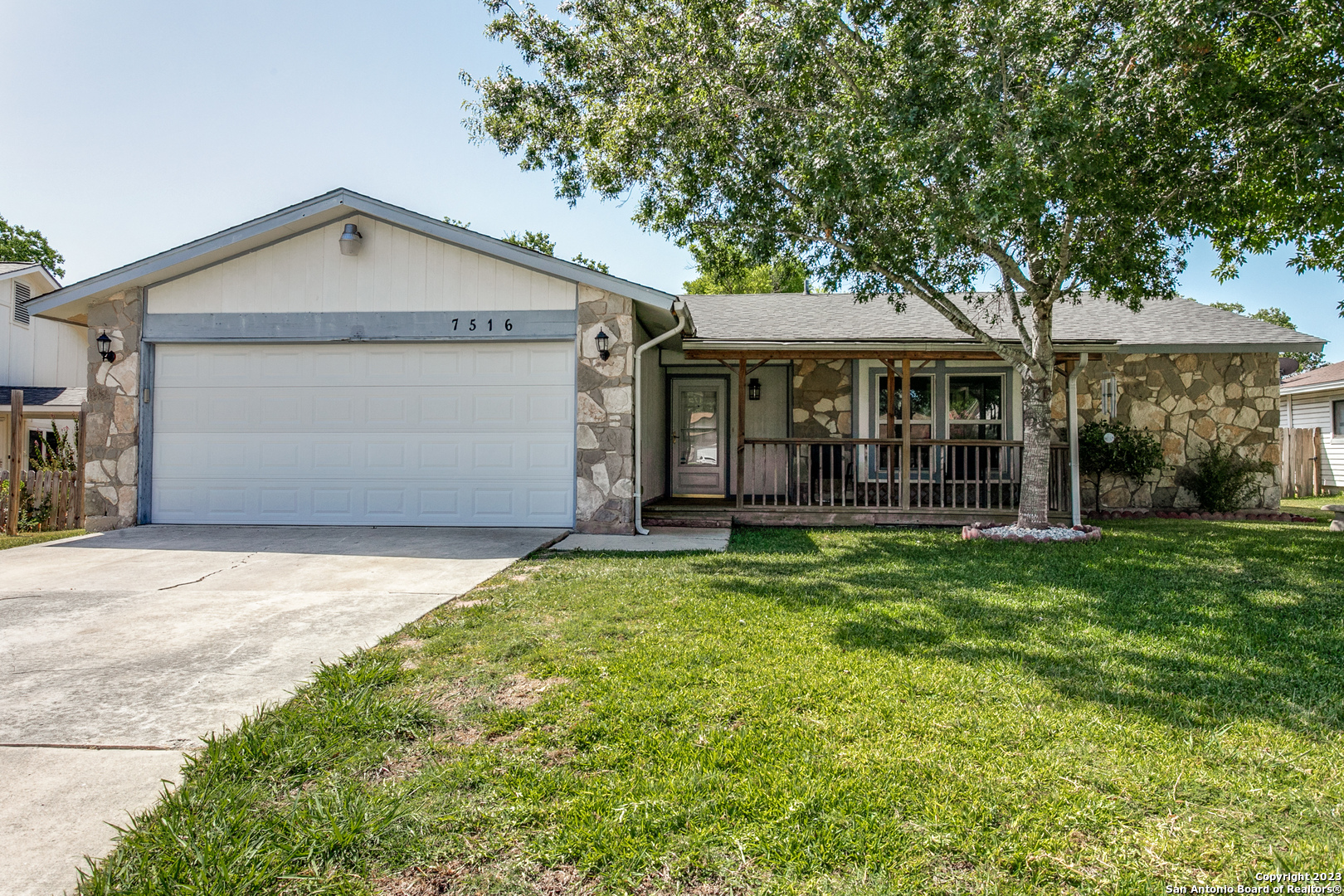7516 Echo Trail San Antonio TX 78244