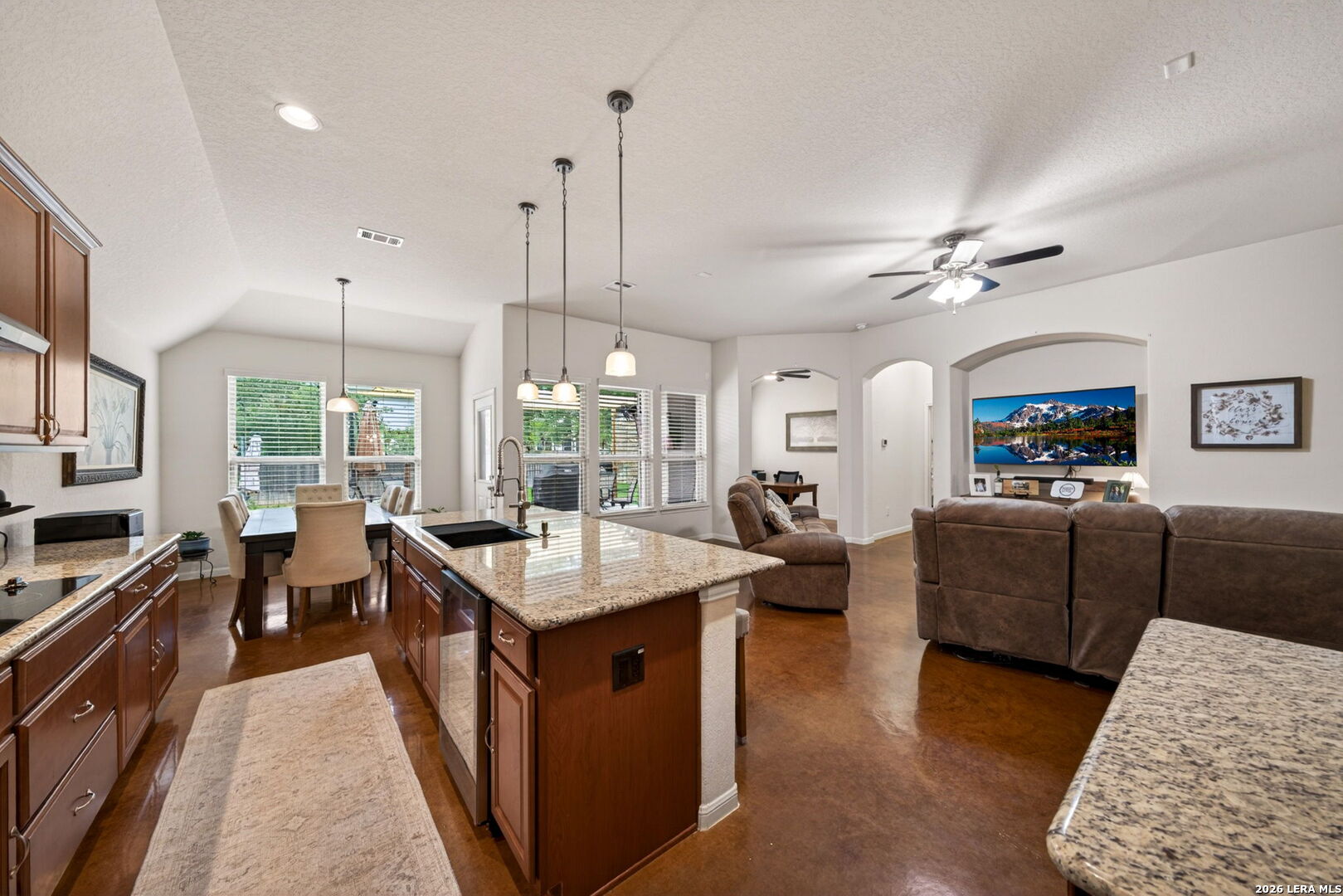 1001 Oak Park Schertz TX 78154