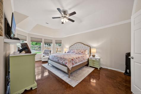 1001 Oak Park Schertz TX 78154