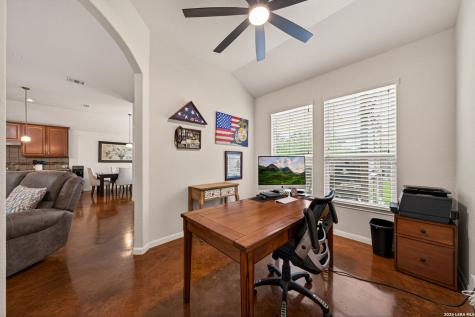 1001 Oak Park Schertz TX 78154