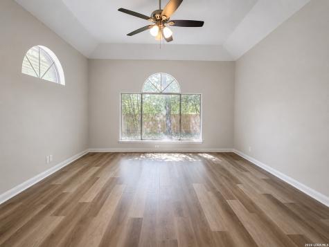 6155 Heritage Place Drive San Antonio TX 78240