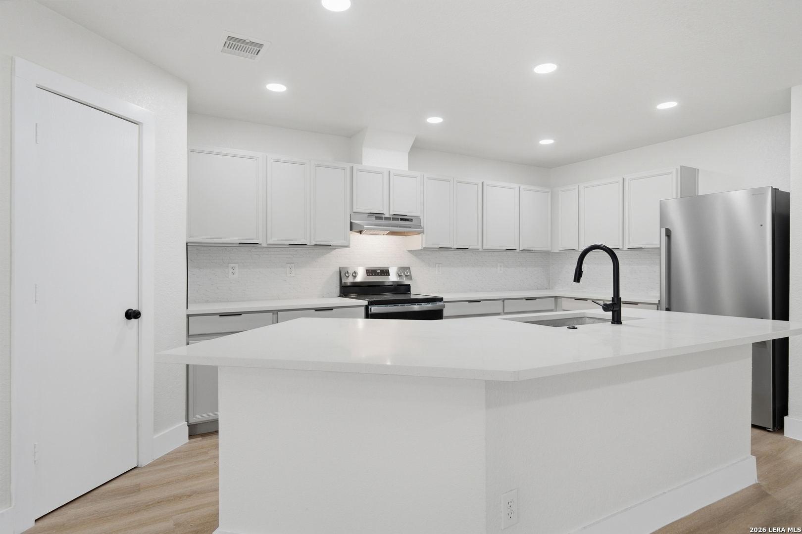 6411 Miners Hill San Antonio TX 78244