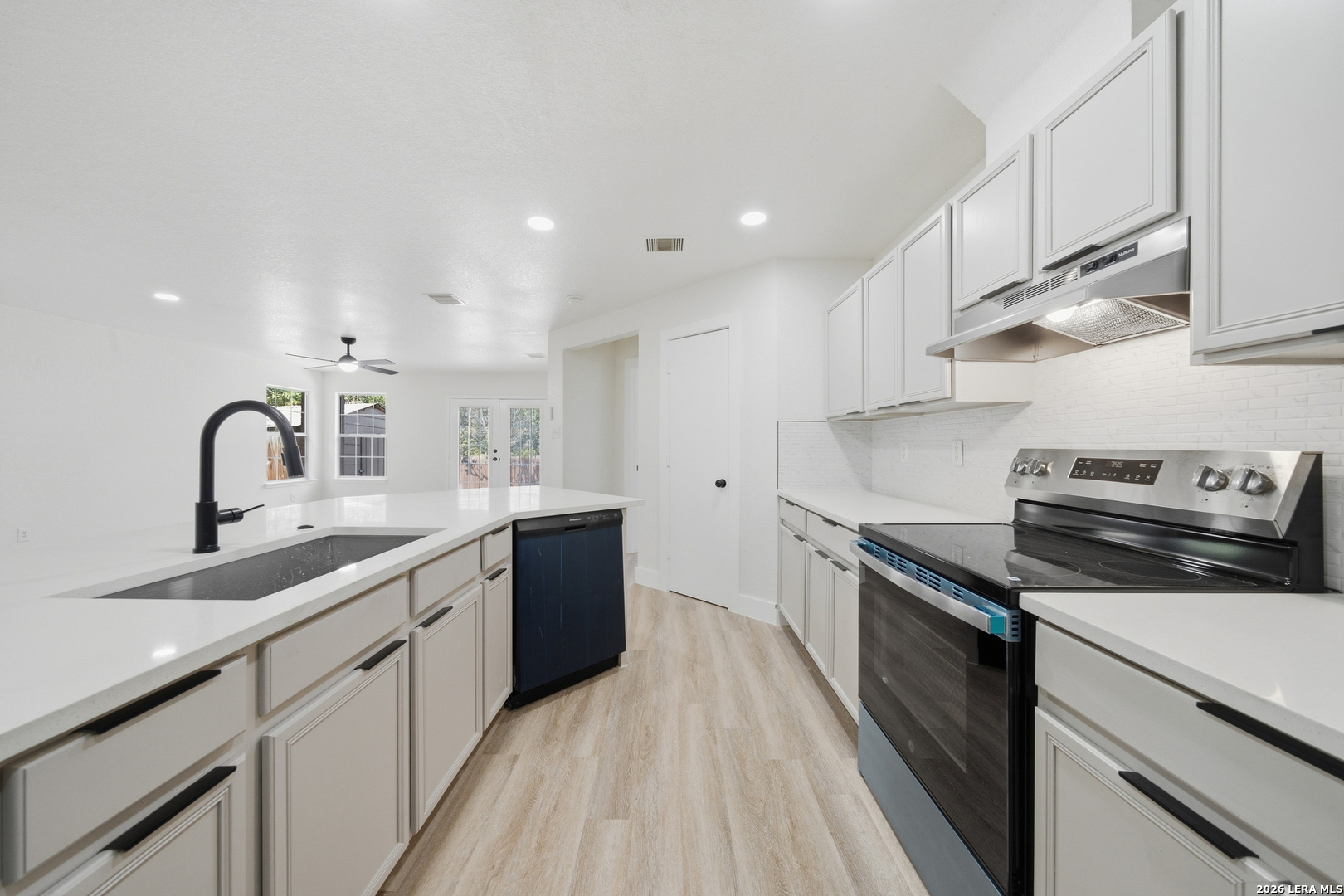 6411 Miners Hill San Antonio TX 78244