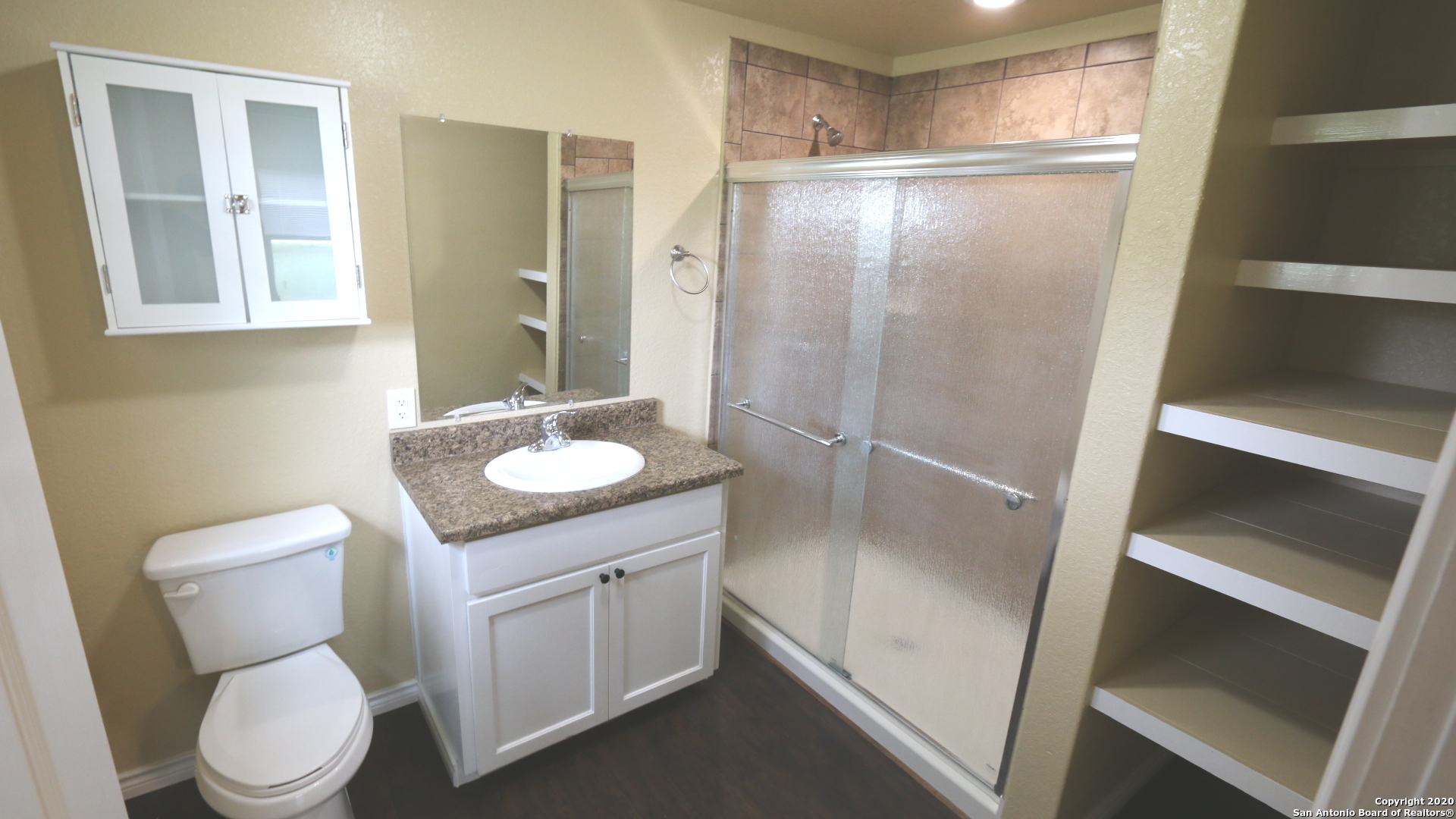 2257 Cr 475 Nixon TX 78140