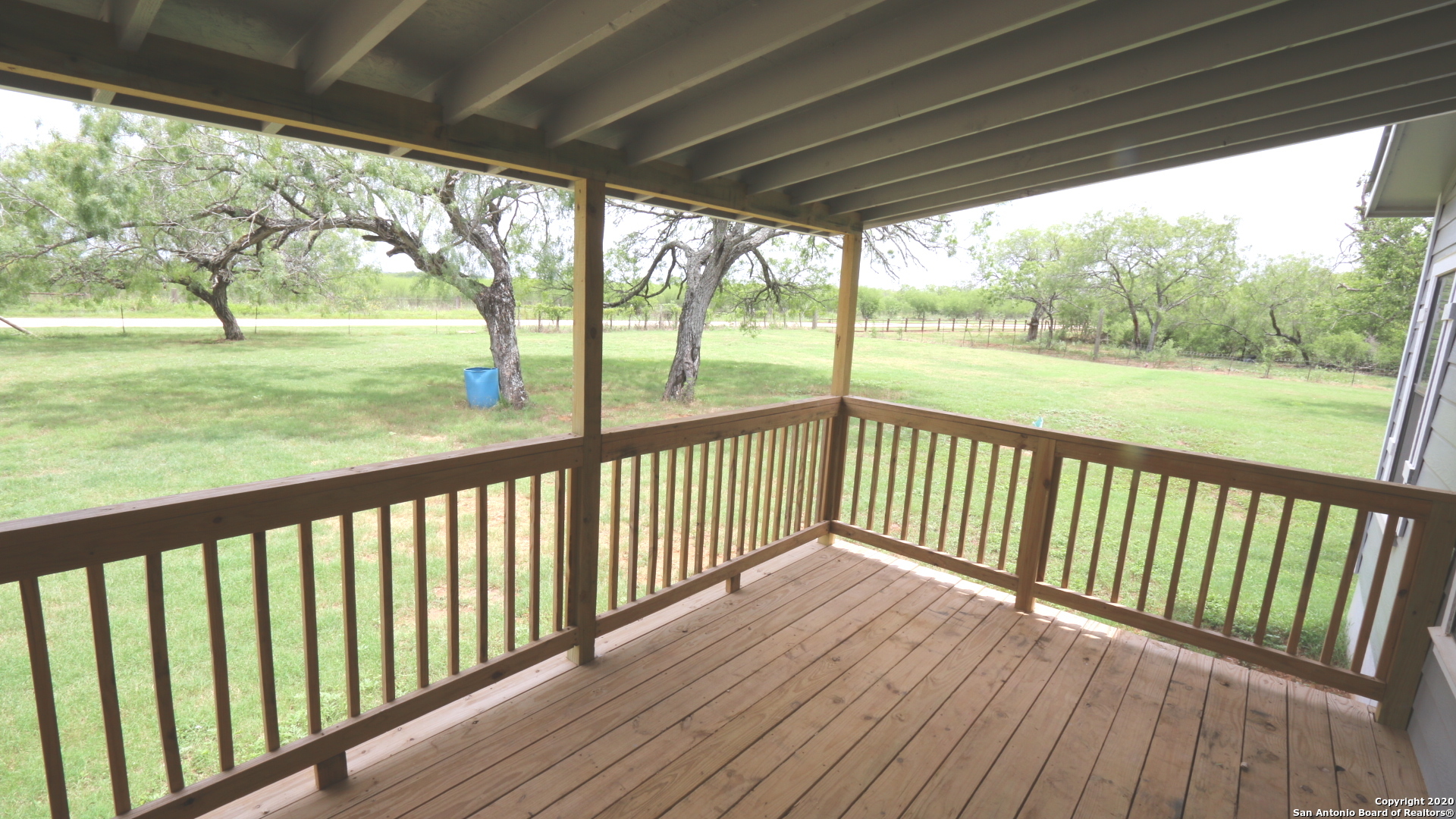 2257 Cr 475 Nixon TX 78140
