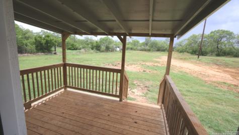 2257 Cr 475 Nixon TX 78140