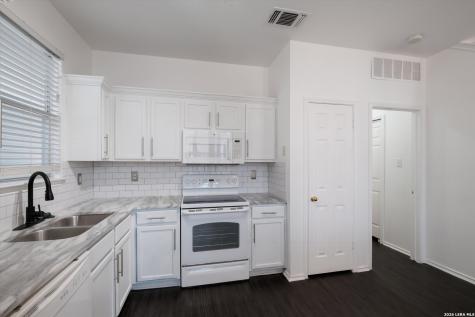 7714 Crown Ledge San Antonio TX 78251