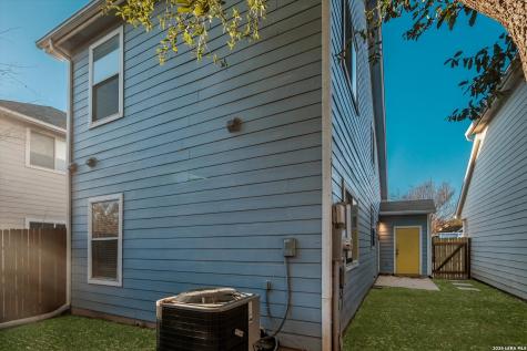 7714 Crown Ledge San Antonio TX 78251