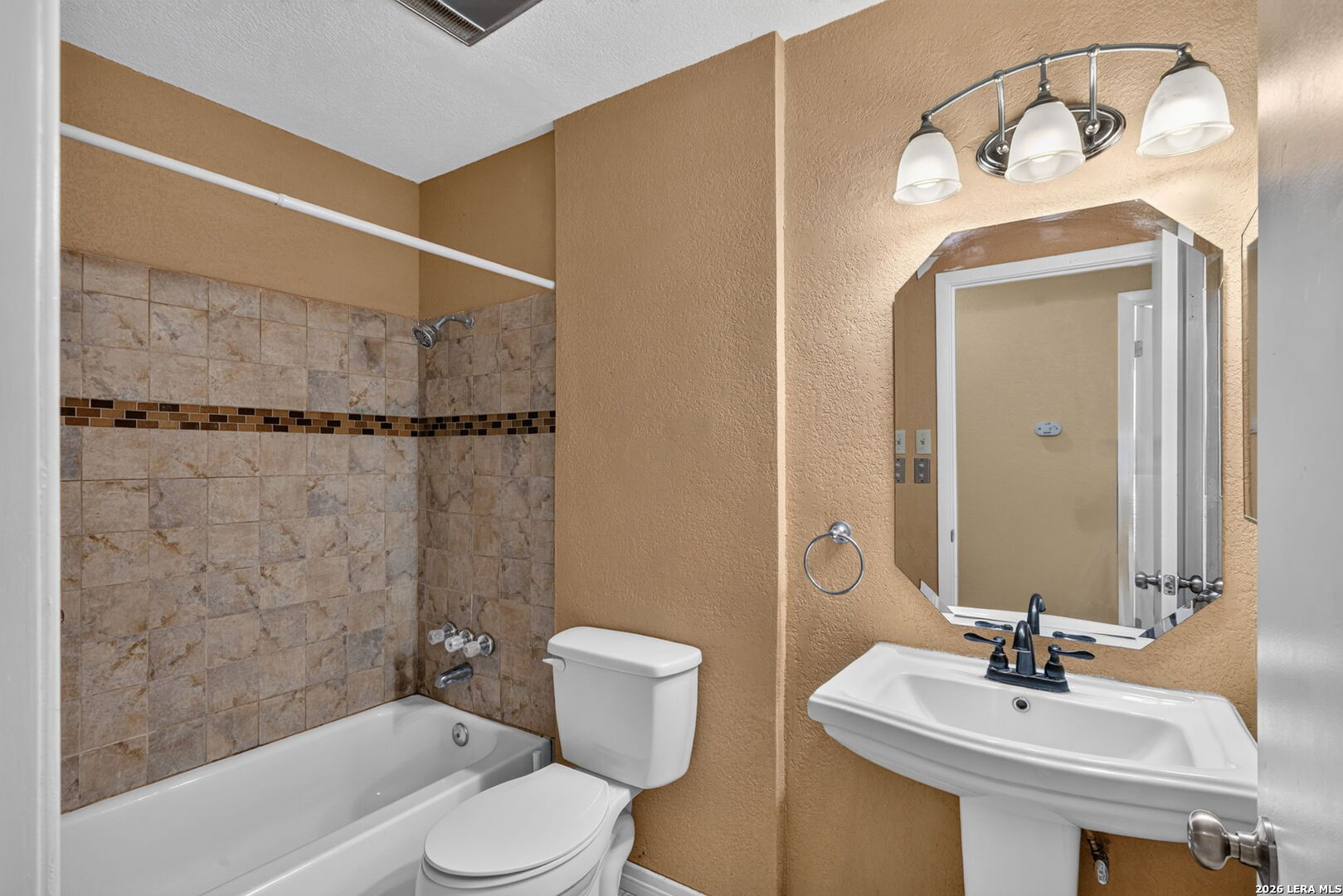 7538 Old Spanish Trail Live Oak TX 78233
