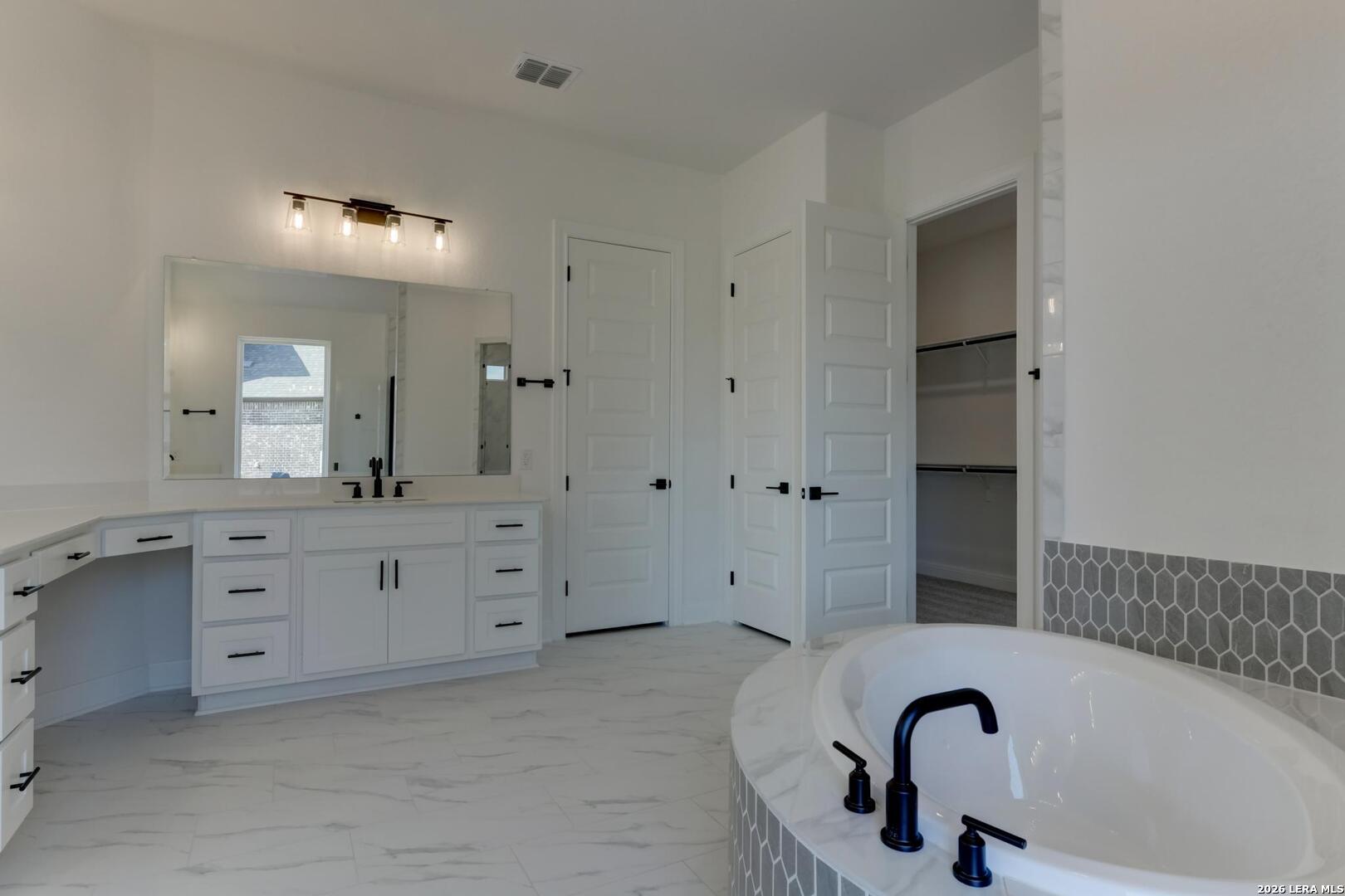 1171 Blackburnian New Braunfels TX 78132