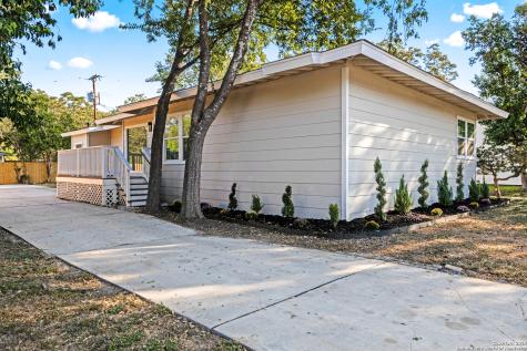 225 Arvin Terrell Hills TX 78209