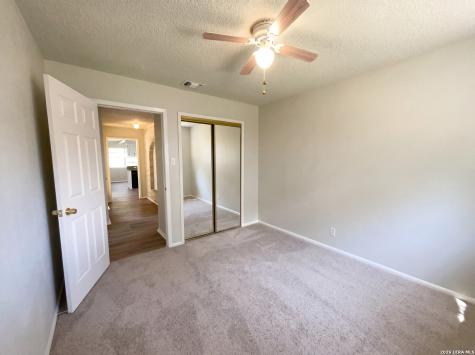 7411 Shady Hollow Lane San Antonio TX 78255
