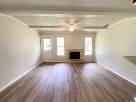 7411 Shady Hollow Lane San Antonio TX 78255