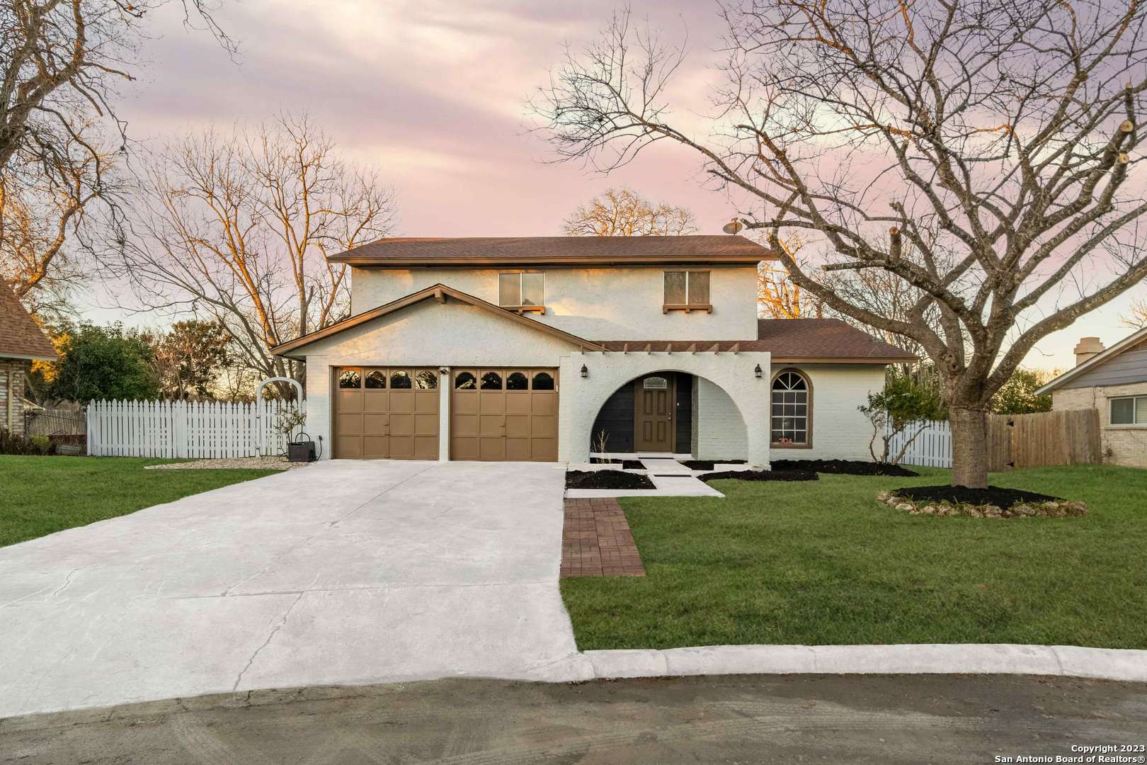 304 Castle Court Converse TX 78109