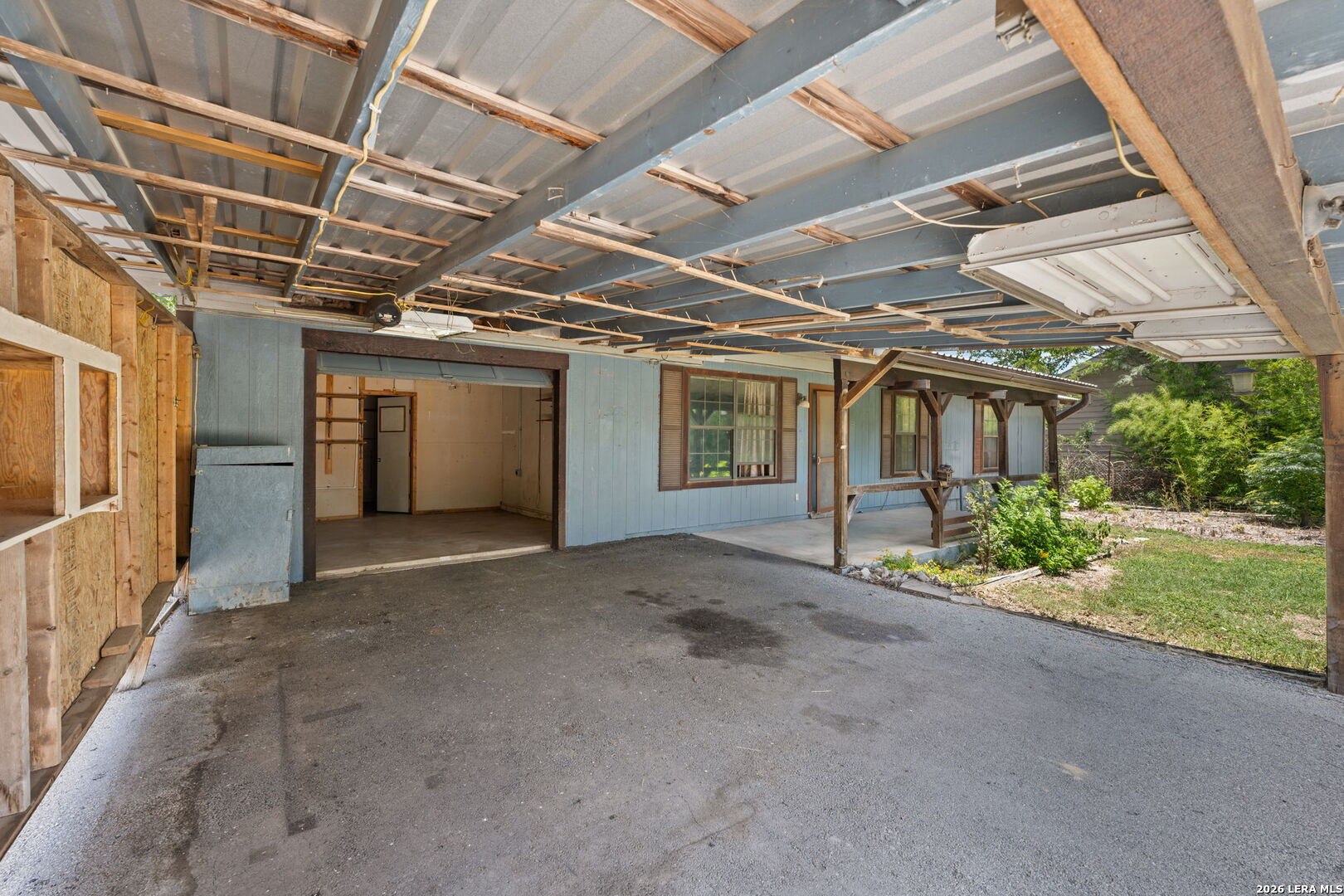 2099 Blueridge Drive Canyon Lake TX 78133