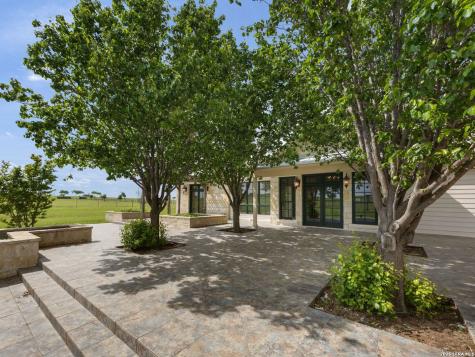 466 German Lane Fredericksburg TX 78624