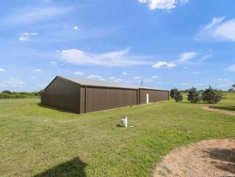 466 German Lane Fredericksburg TX 78624