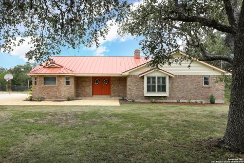 873 County Road 375 San Antonio TX 78253