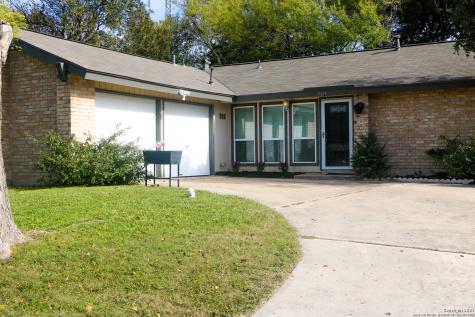 12614 King Oaks Drive Live Oak TX 78233