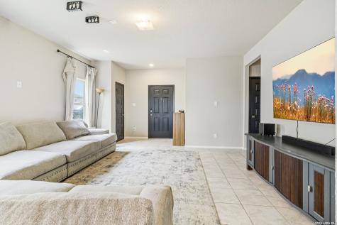 2505 Dino Drive Seguin TX 78155