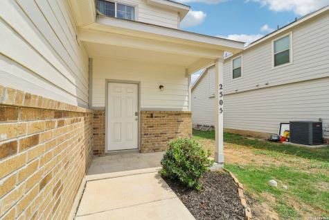 2505 Dino Drive Seguin TX 78155