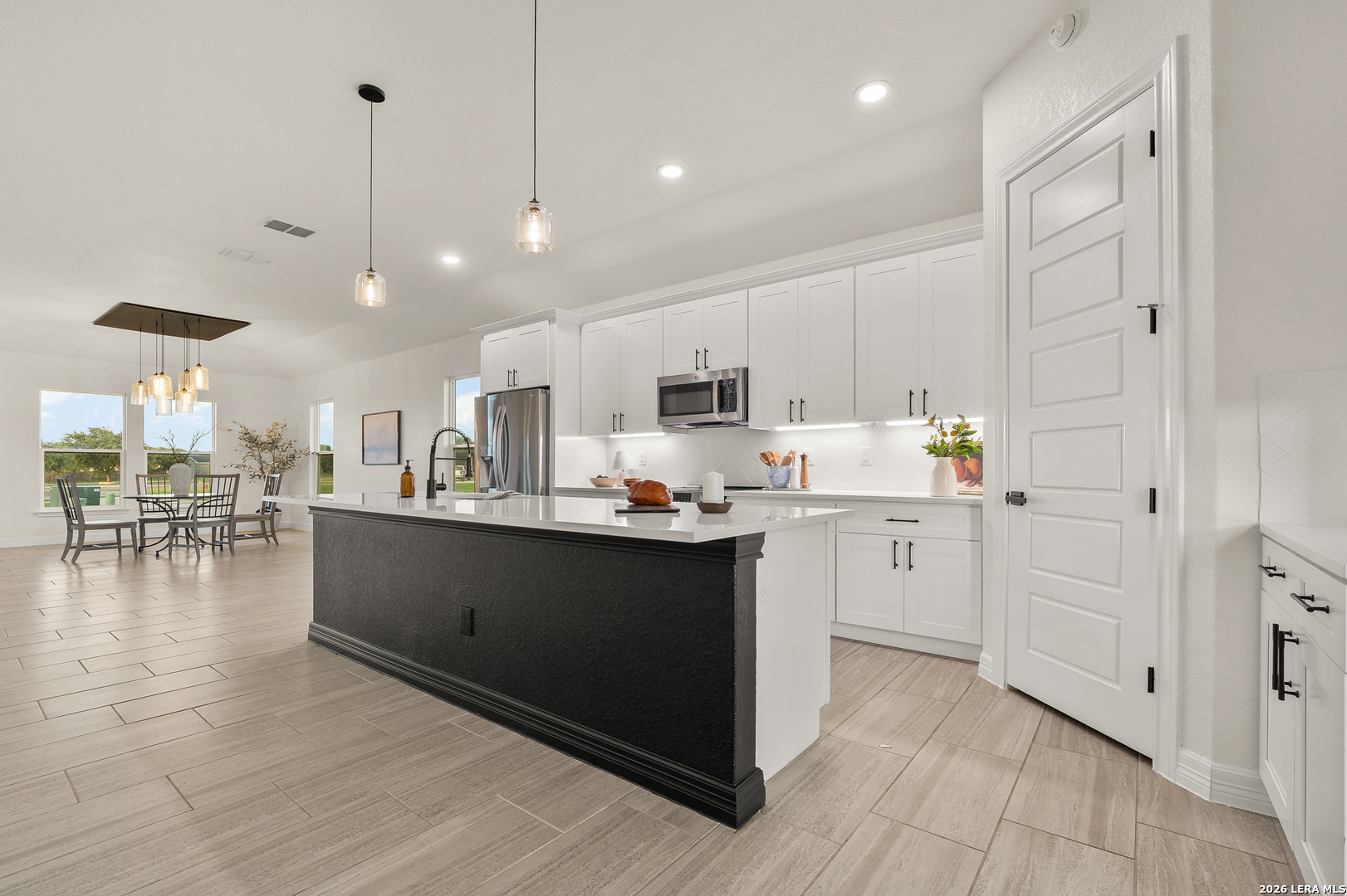 100 W Medium Meadow Drive Lytle TX 78052