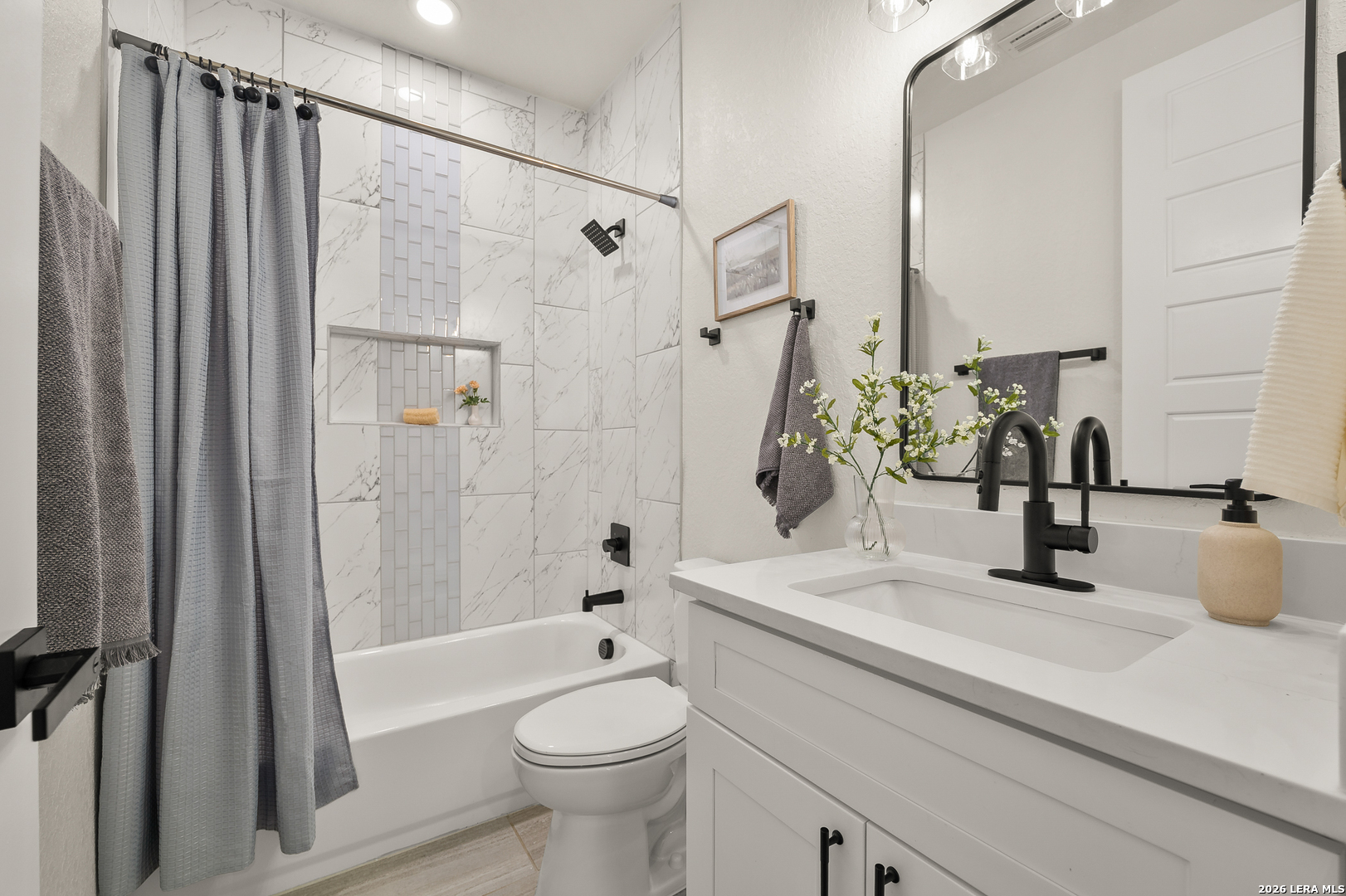 100 W Medium Meadow Drive Lytle TX 78052