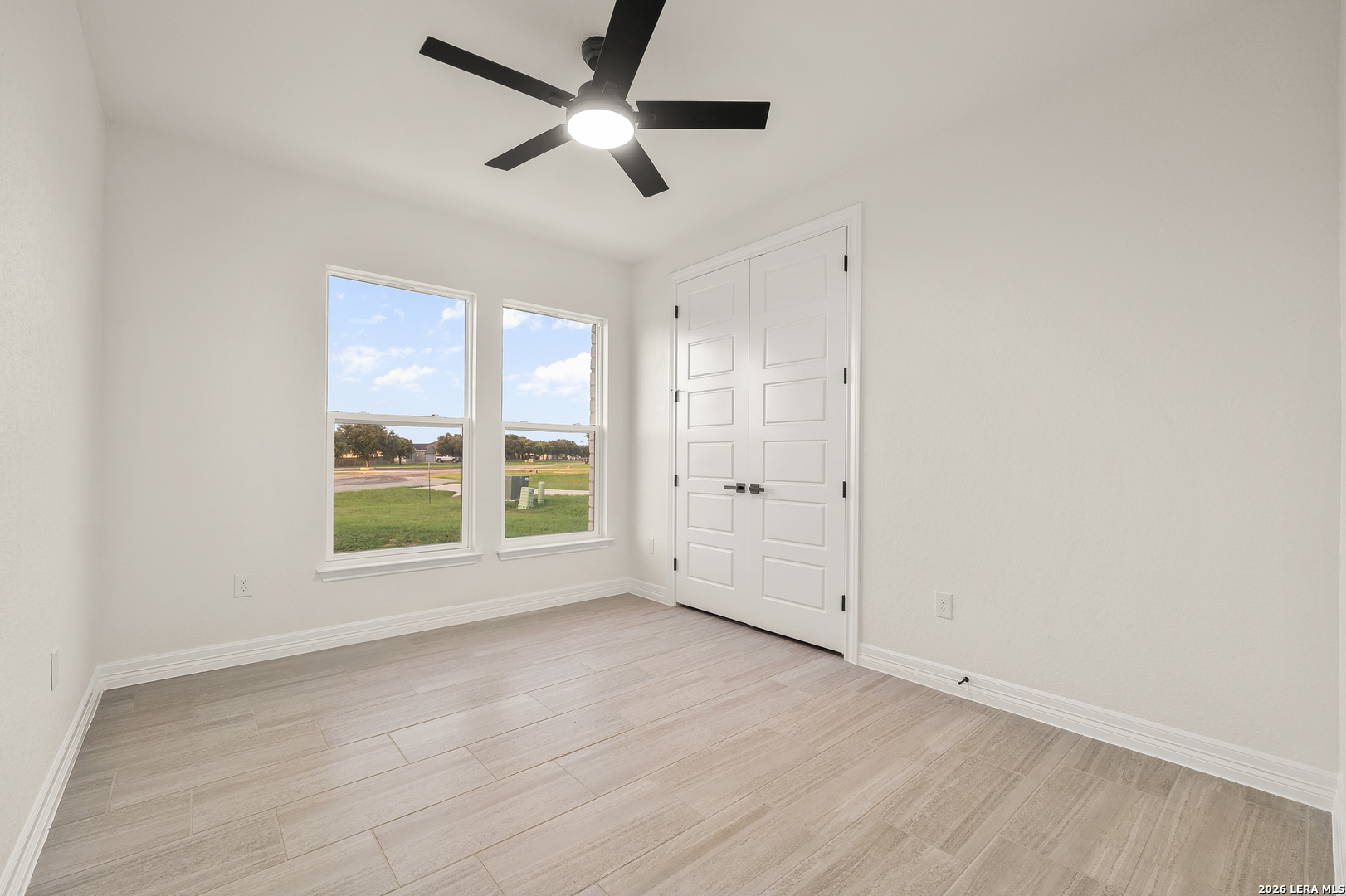 100 W Medium Meadow Drive Lytle TX 78052