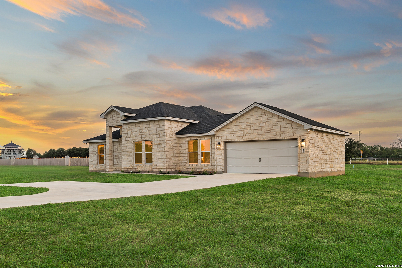 100 W Medium Meadow Drive Lytle TX 78052